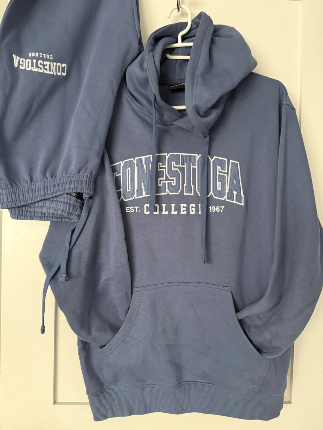 Conestoga College Hoodies and Pants Set - photo 4