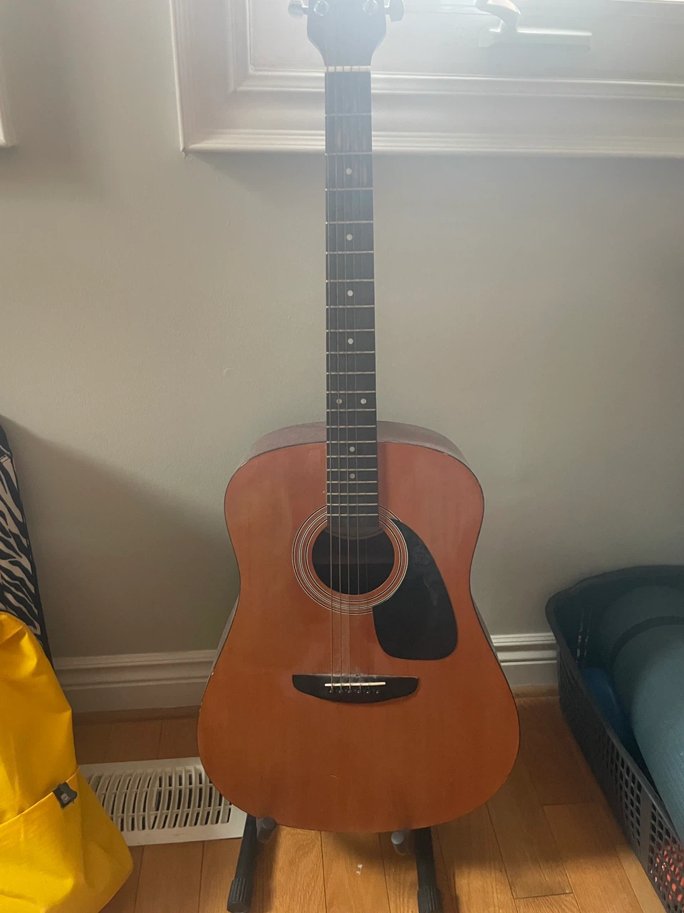 Samick Acoustic Guitar with Stand