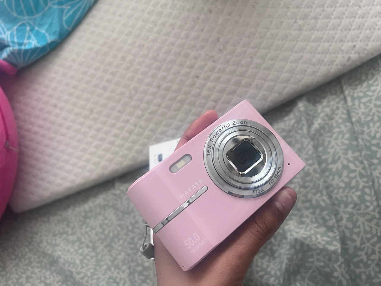 Digital Camera - photo 2