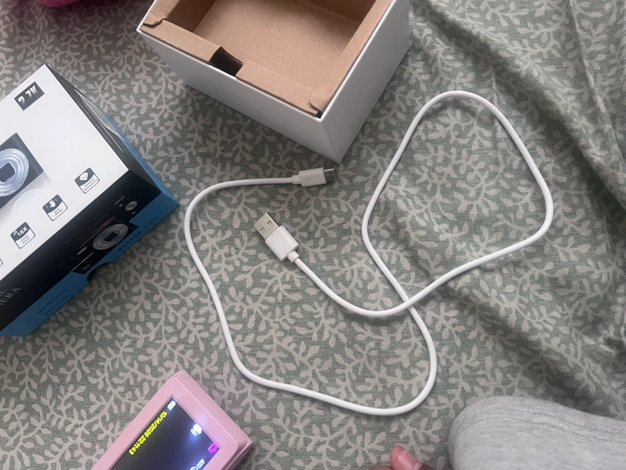 Digital Camera - photo 3