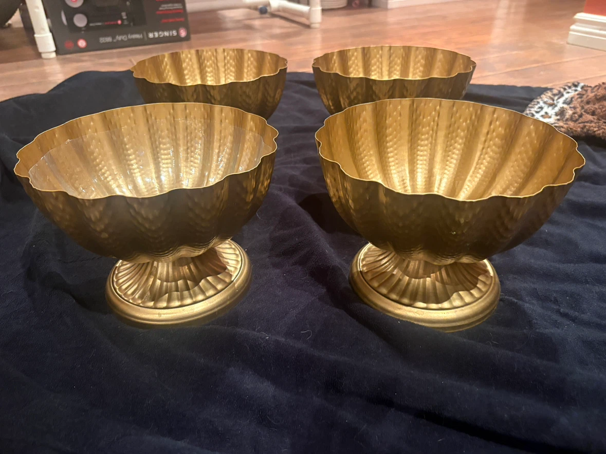 Set of 4 Gold Pedestal Bowls - photo 2
