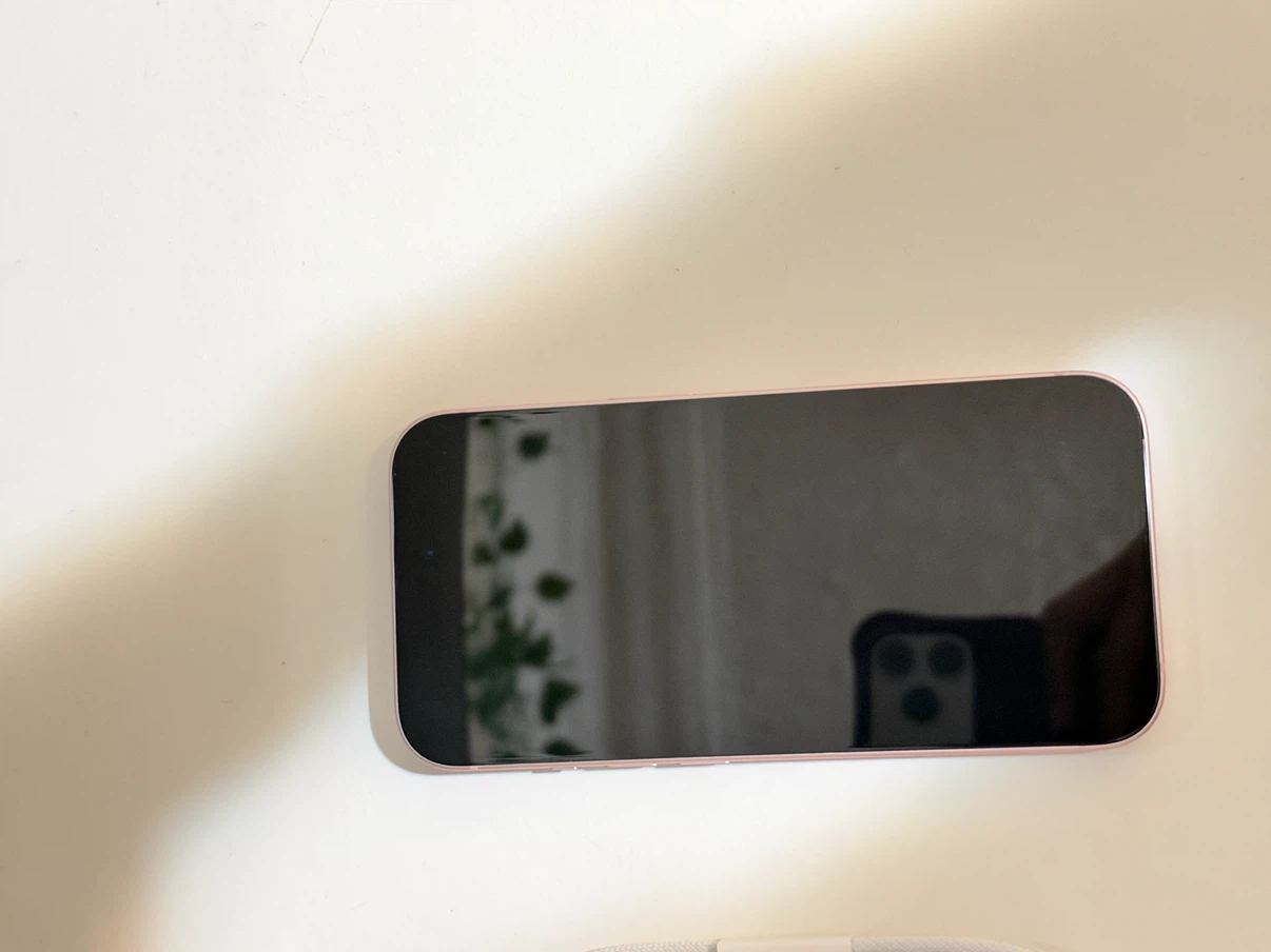 Apple iPhone 15 Pink Unlocked 128 GB - photo 4