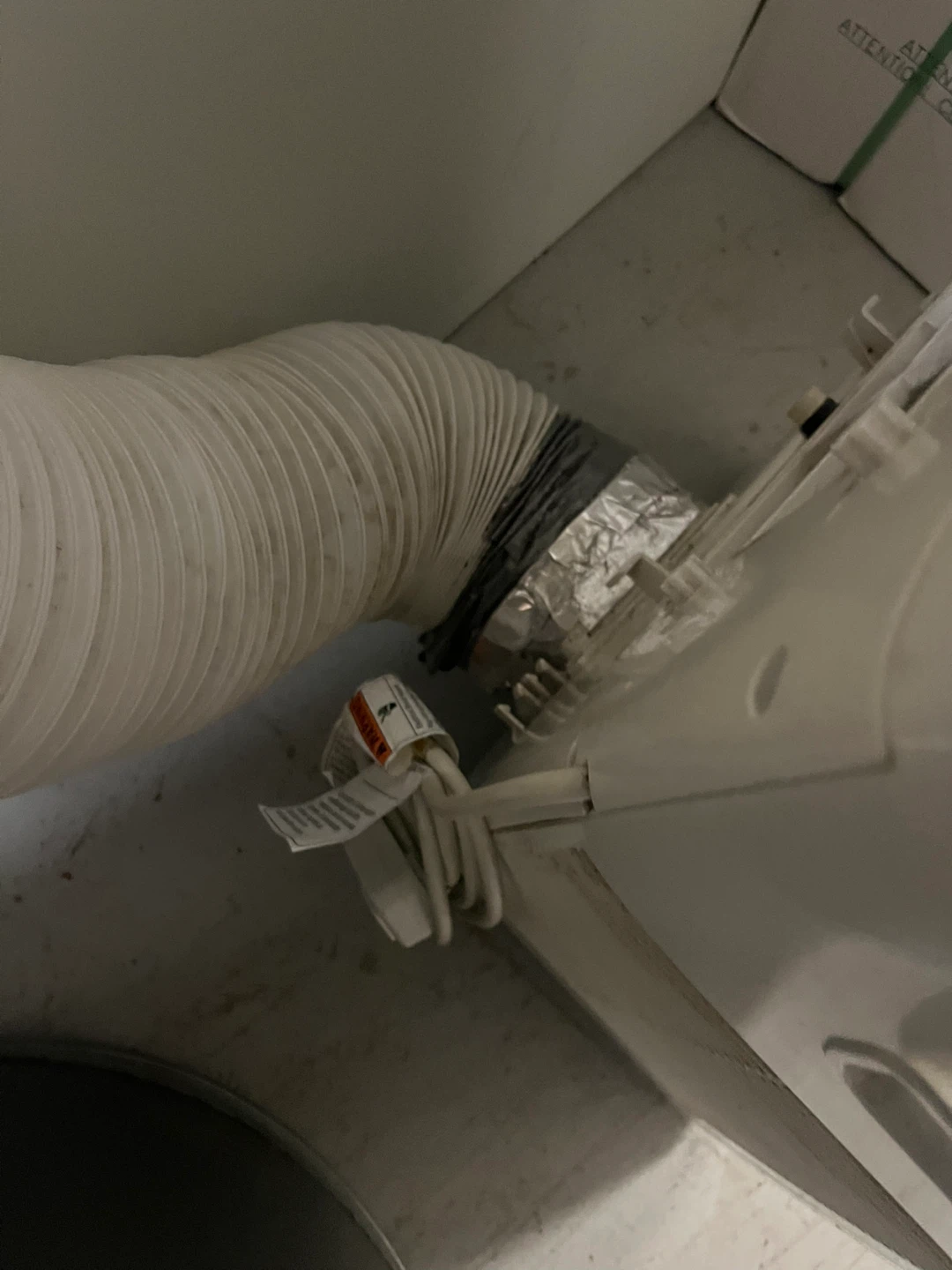 Hisense Portable Air Conditioner - photo 5