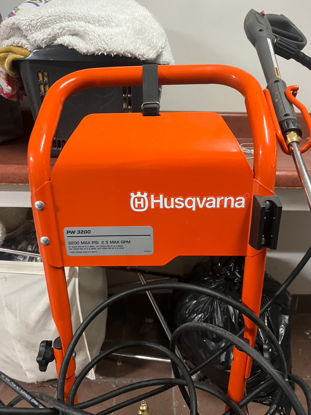 Husqvarna PW3200 Pressure Washer - photo 3