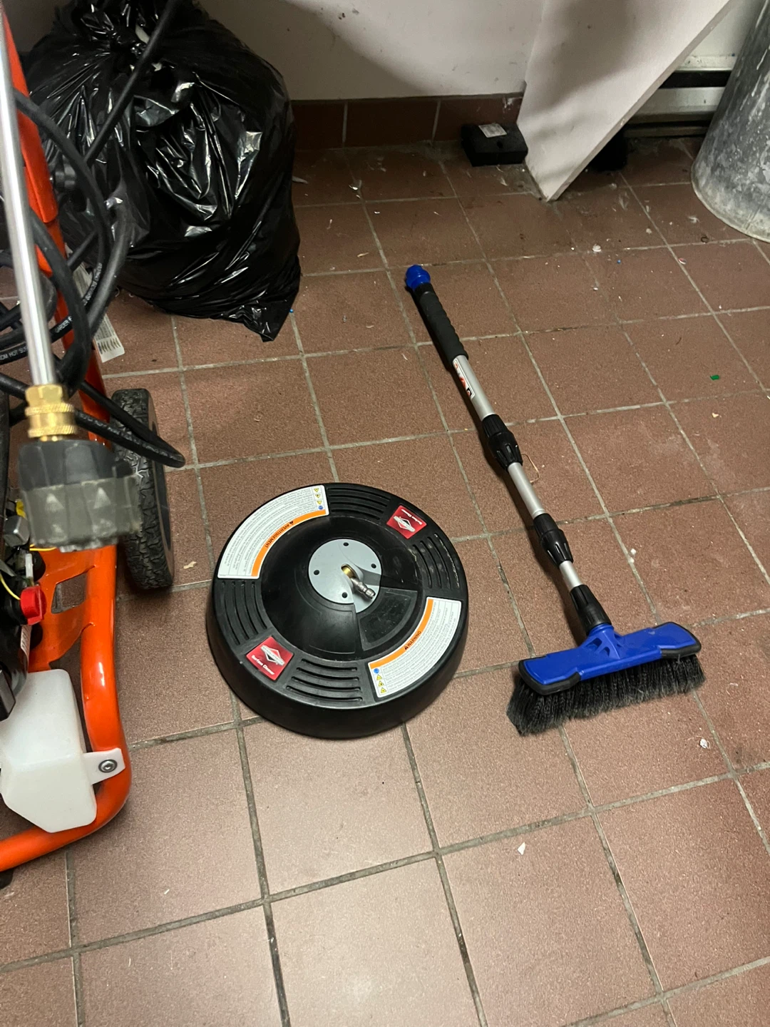 Husqvarna PW3200 Pressure Washer - photo 5