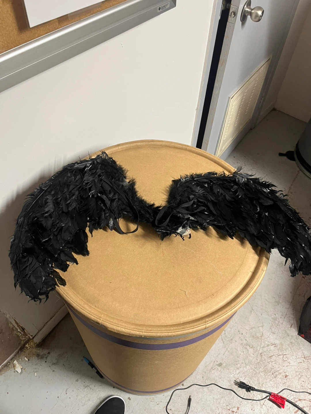 Black Feather Wings Costume Accessory - photo 3