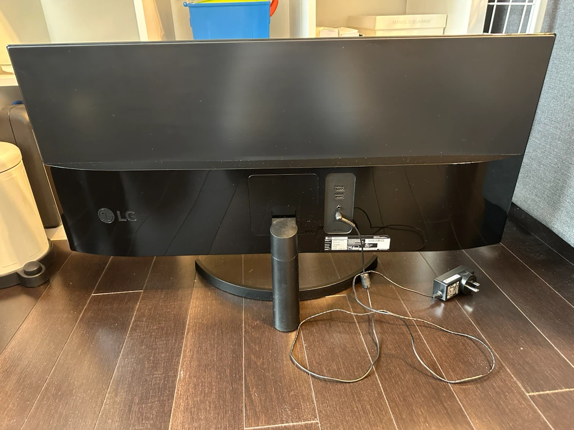 LG 34WK500 34” Ultrawide Monitor - photo 2