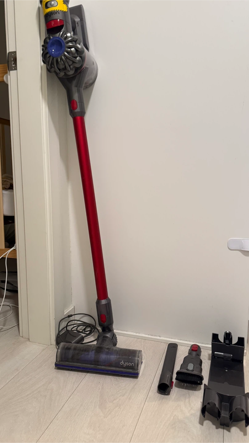 Dyson V8 Cordless Vacuum
