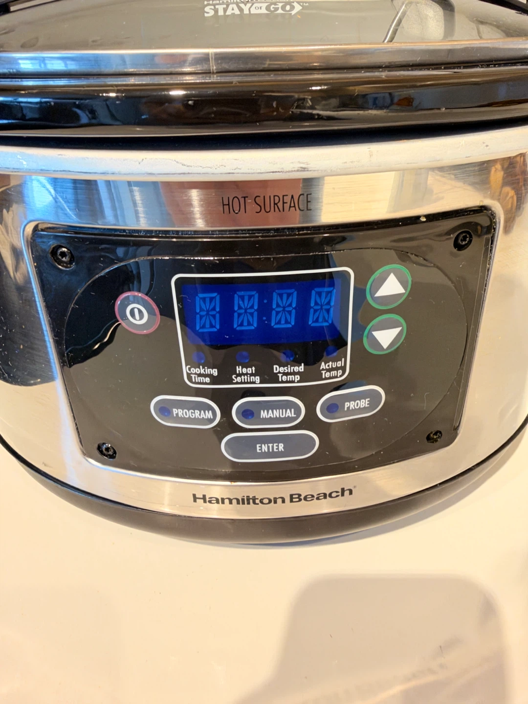 LIKE NEW Hamilton Beach Stay or Go Slow Cooker with Temp Probe - photo 2