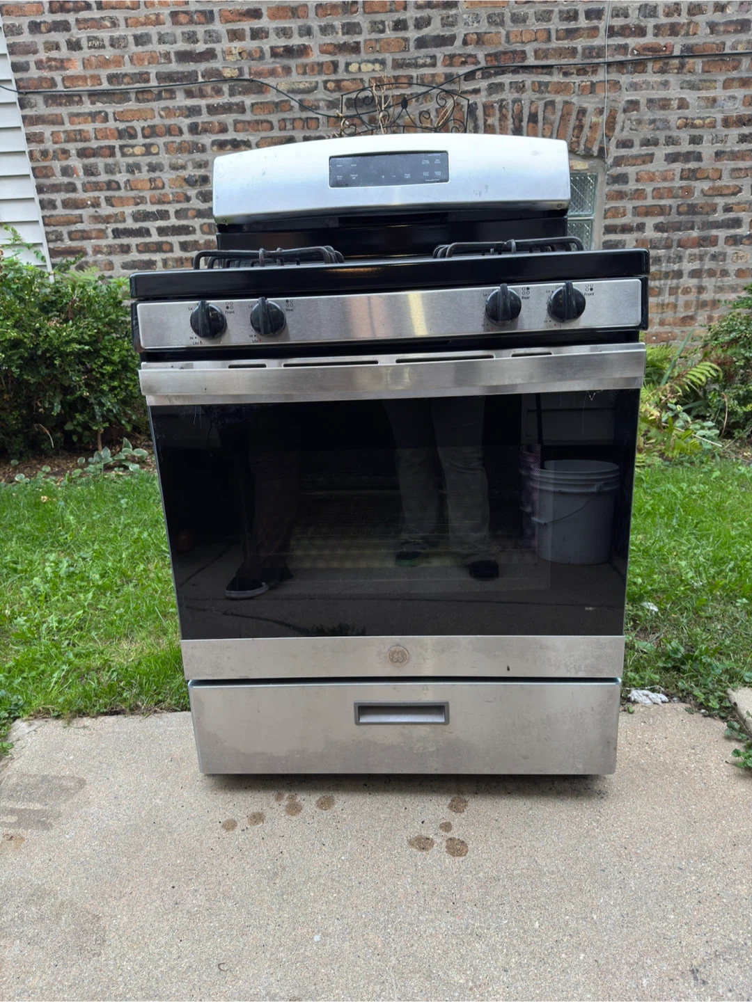 GE Gas Range Stove