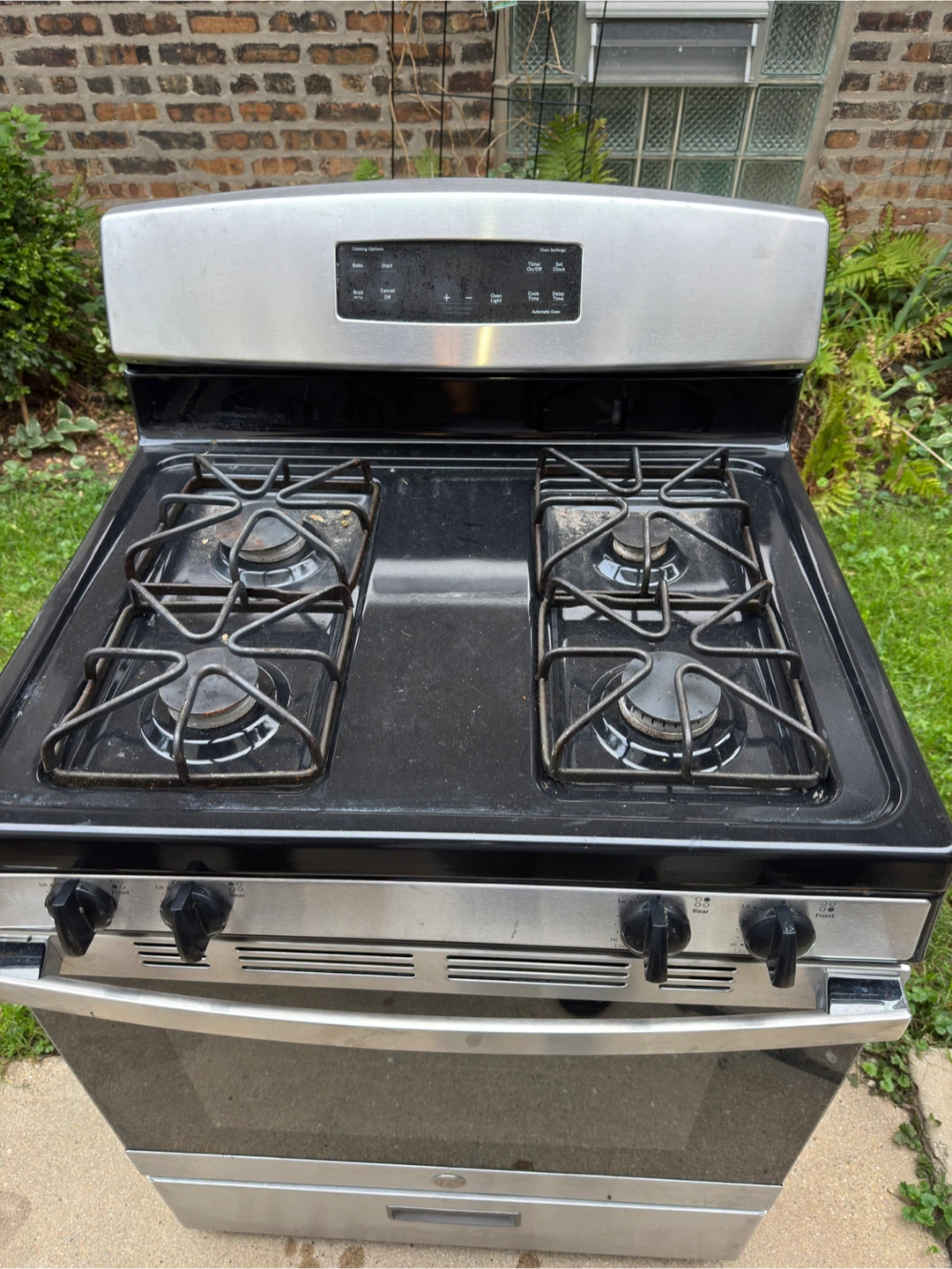 GE Gas Range Stove - photo 2