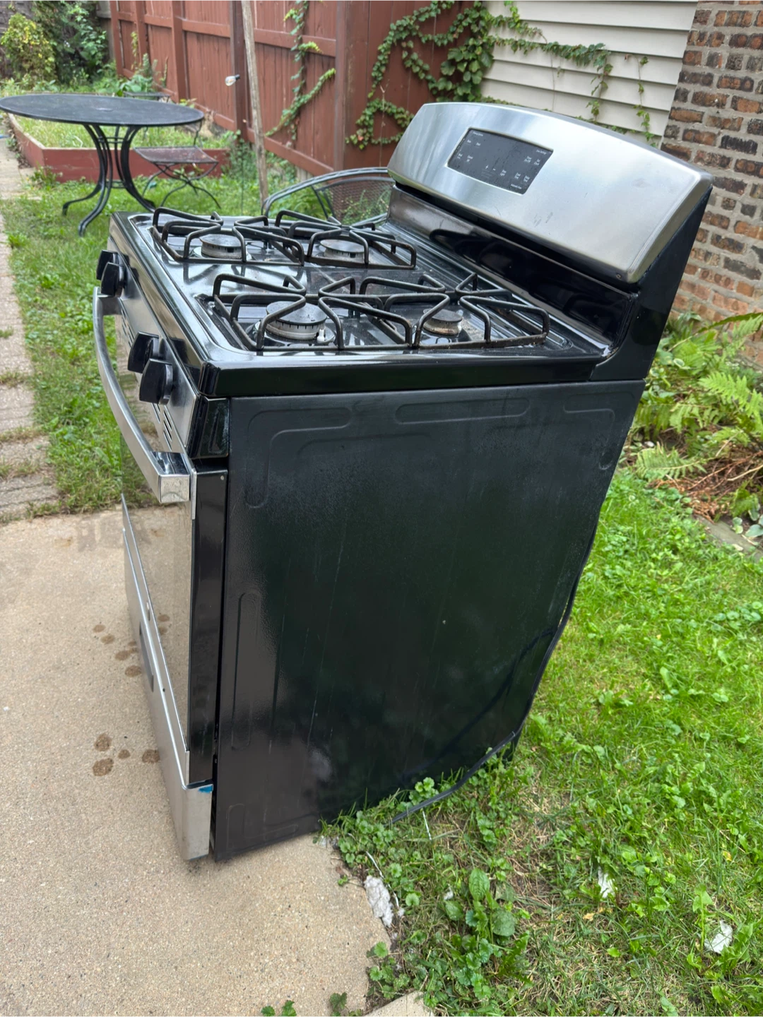 GE Gas Range Stove - photo 5