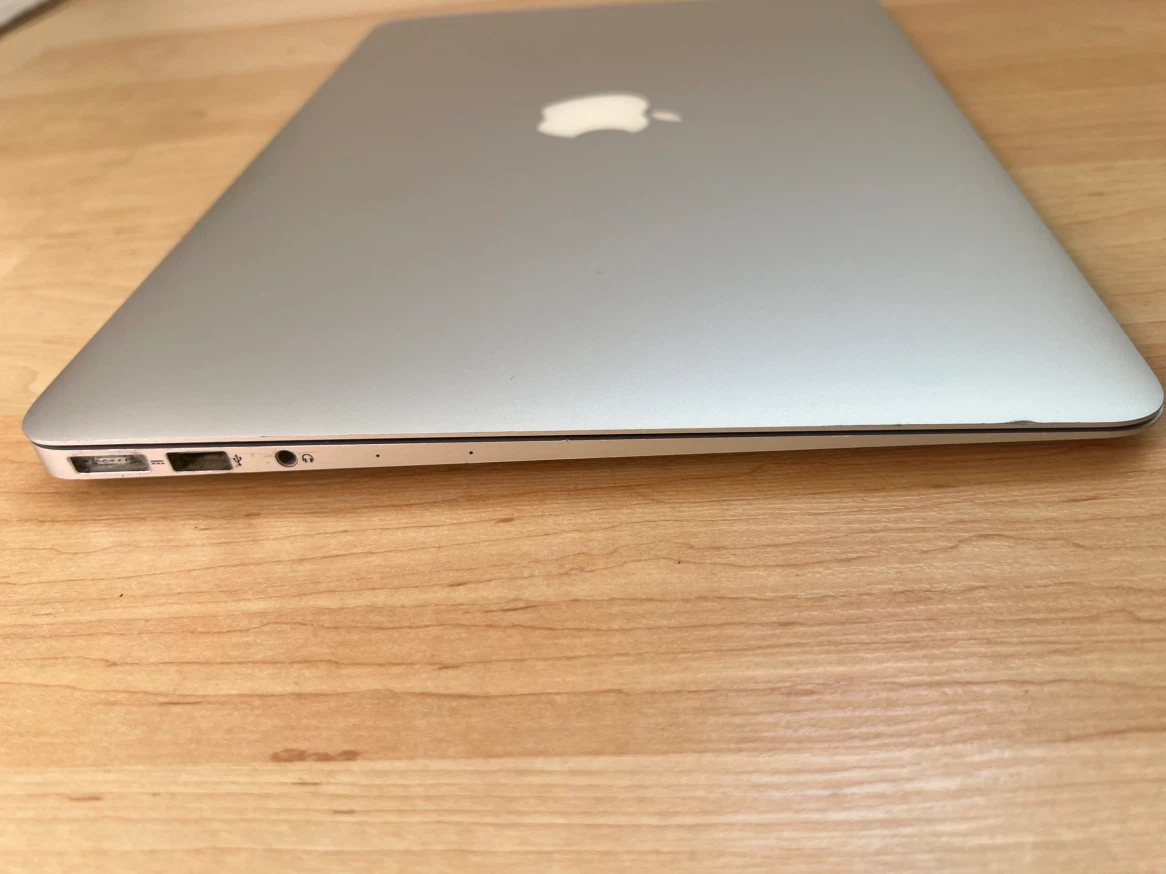 Apple MacBook Air 13-inch - photo 4