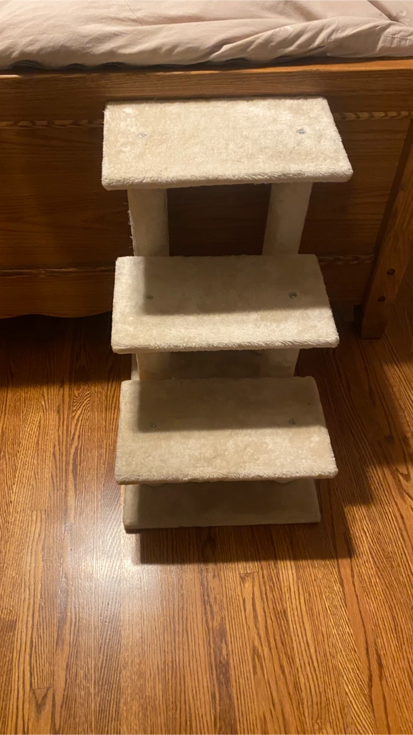 Cream Carpet Pet Stairs - photo 2