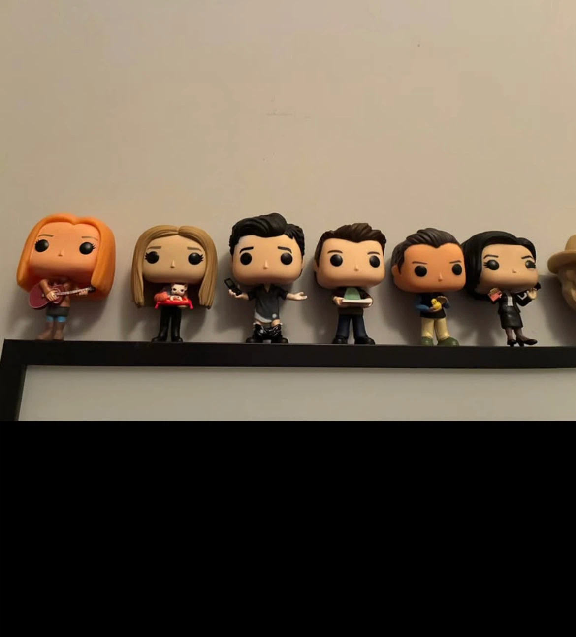 Set of 6 Friends Funko Pop Figures comes with boxes