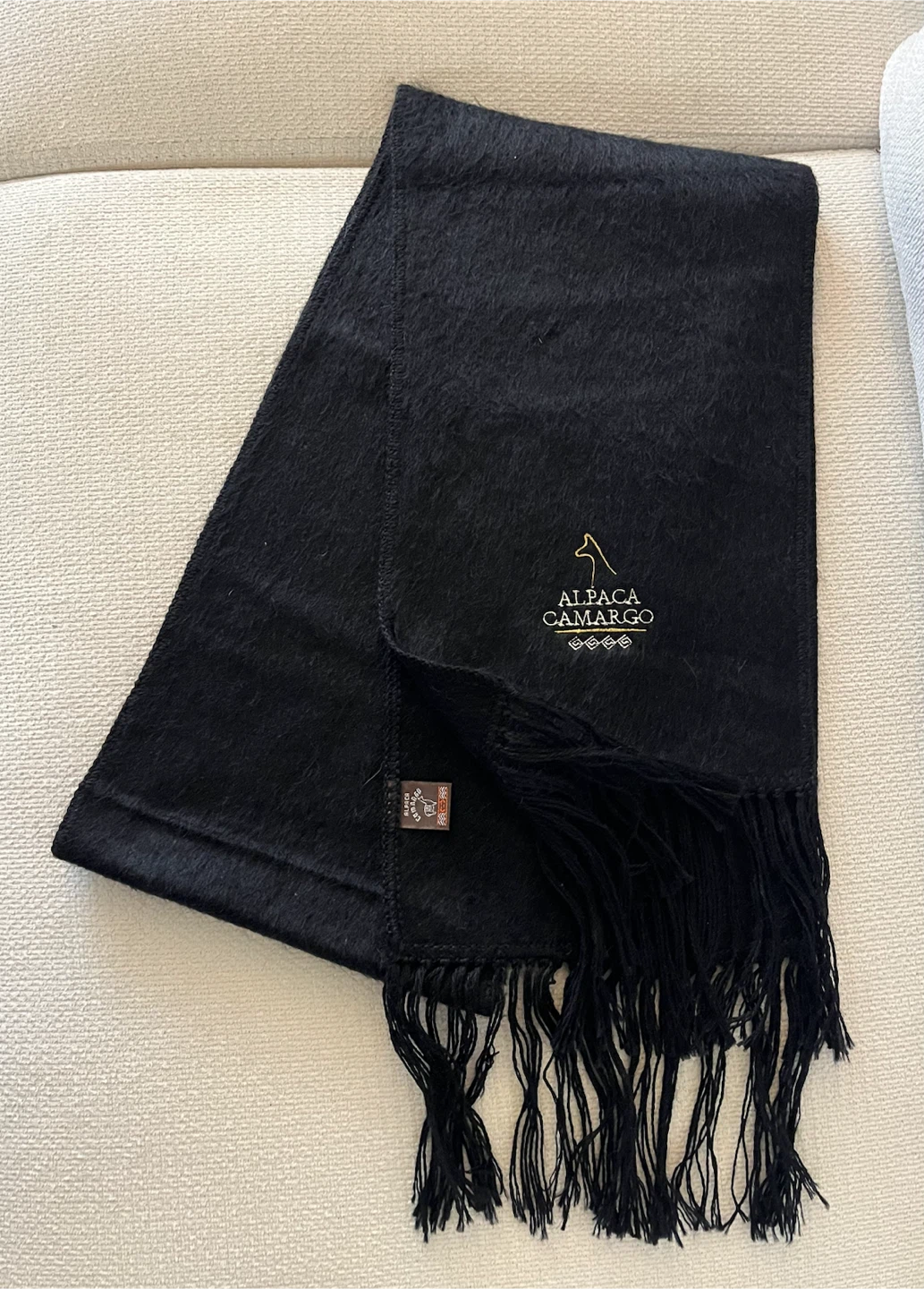 Alpaca Camargo Black Scarf - Suitable for Men & Women