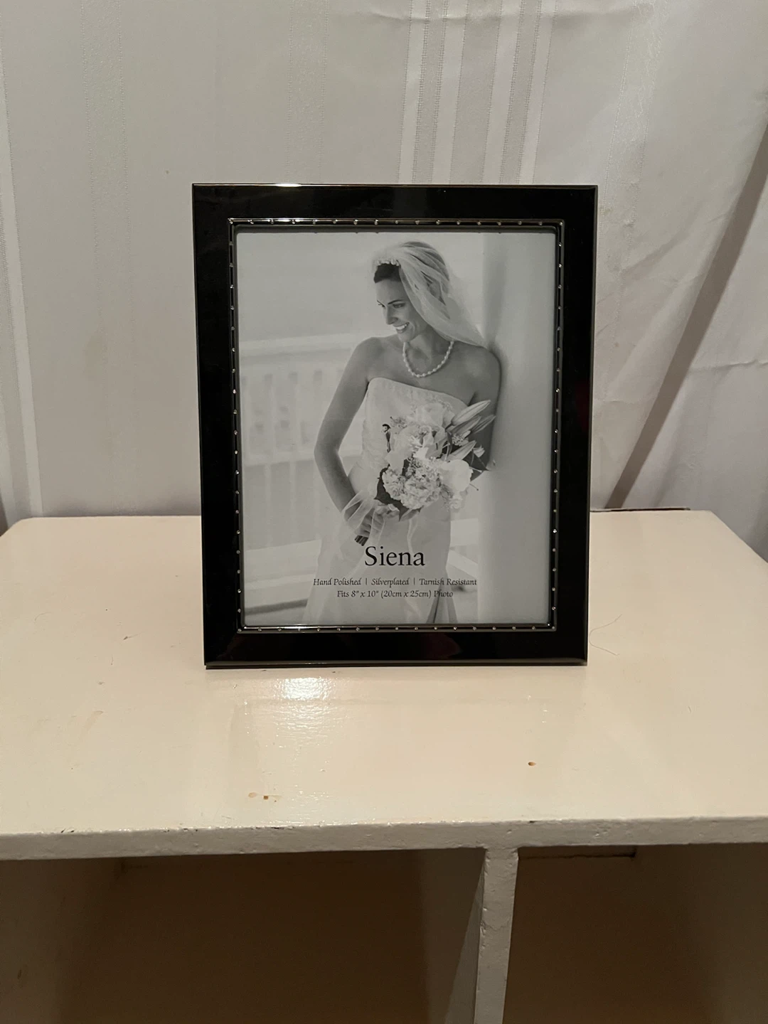 Siena Hand Polished Silverplated Photo Frame 8x10