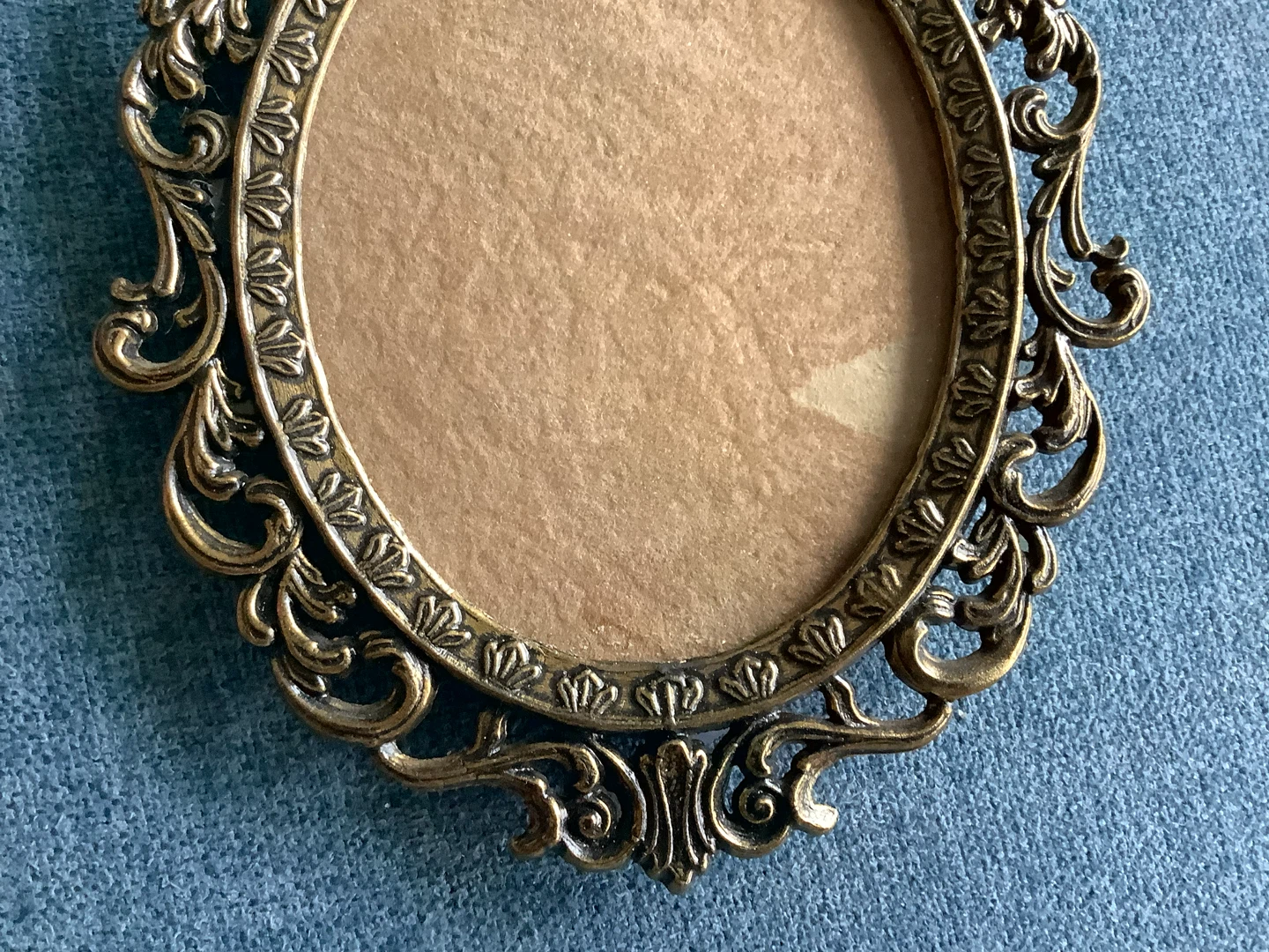 Vintage Italian Brass Filigree Oval Picture Frame 🐞 - photo 3