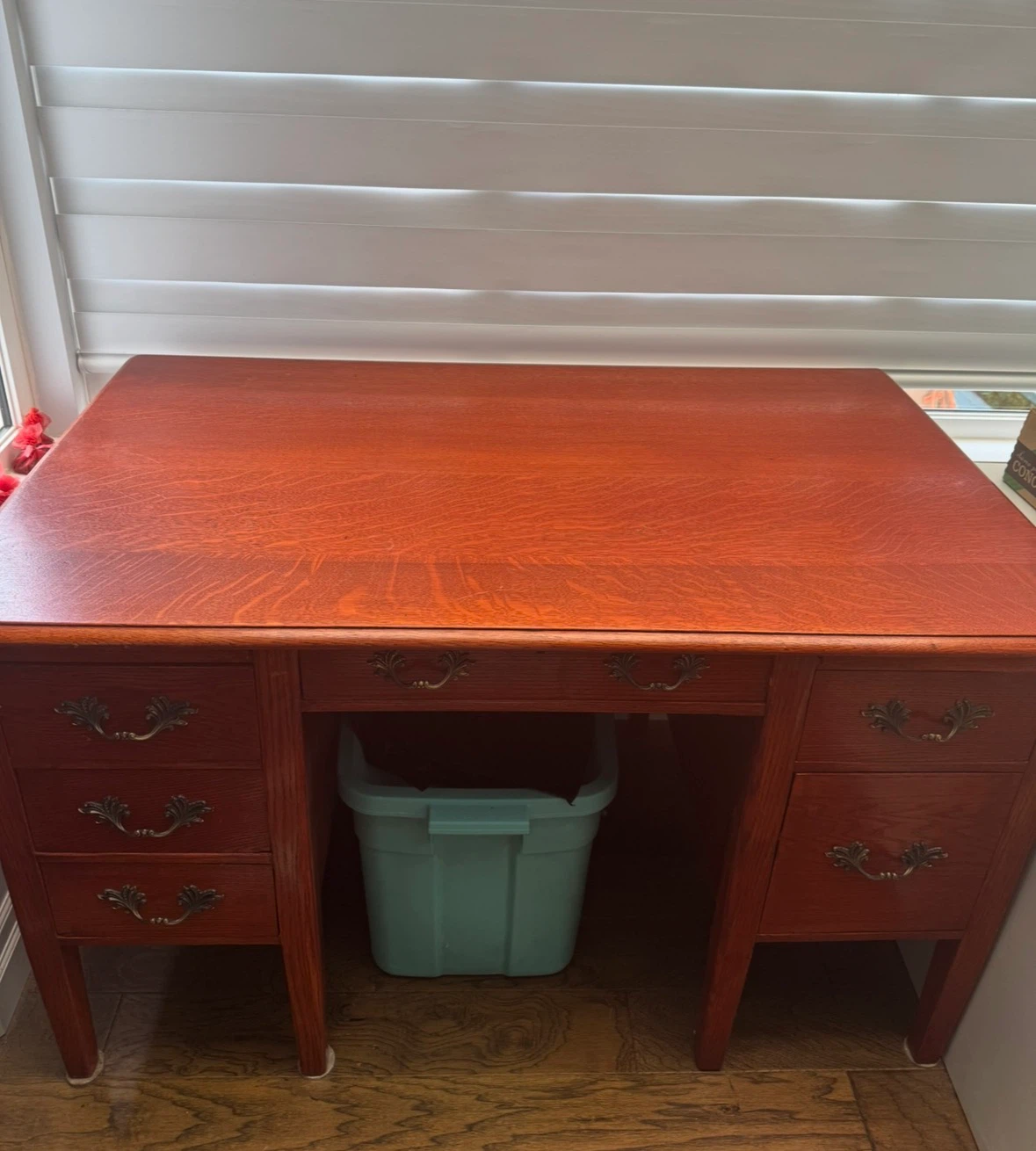 Bankers Desk