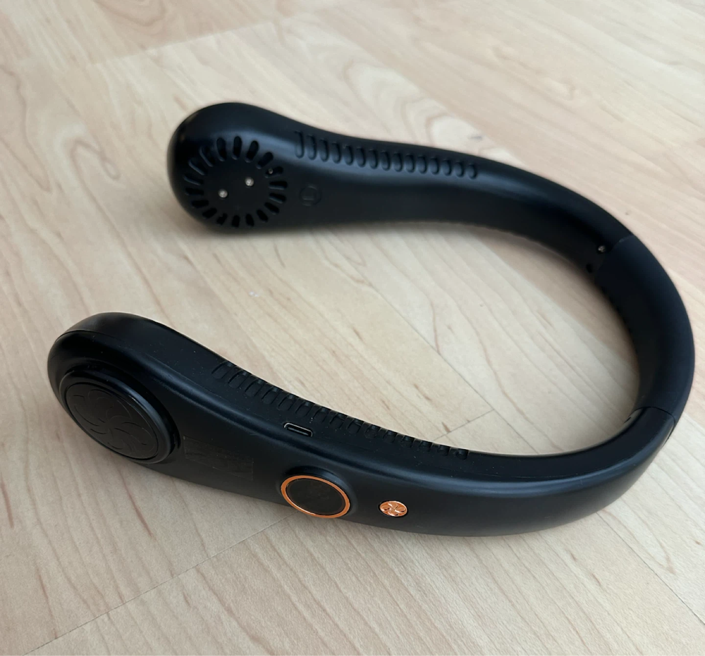 Black Portable Hands-Free Neck Fan