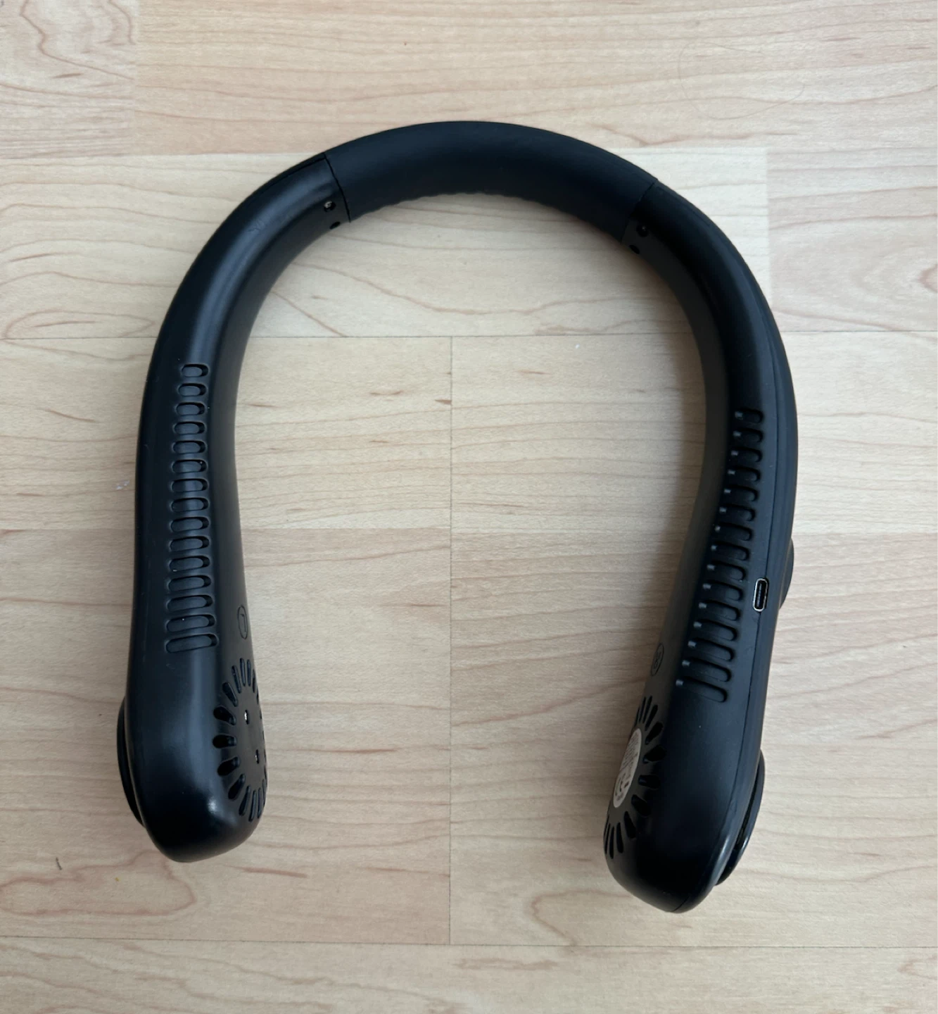 Black Portable Hands-Free Neck Fan - photo 2