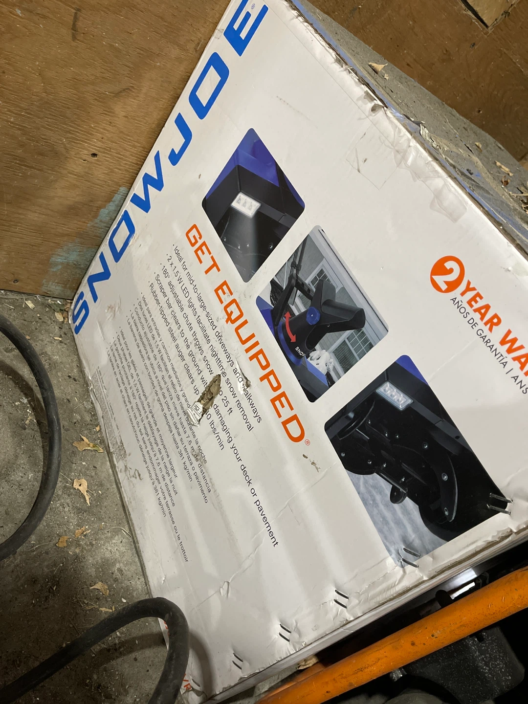 Snow Joe 15A 22 inch Electric Snow Thrower - photo 4