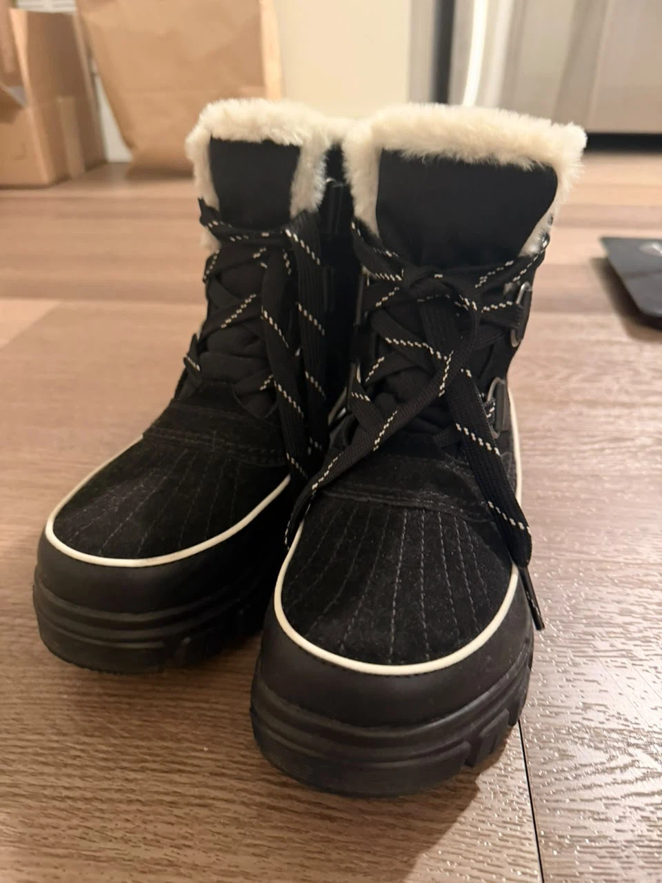 Sorel Tivoli V Women Winter Boots - 8.5 - Like New
