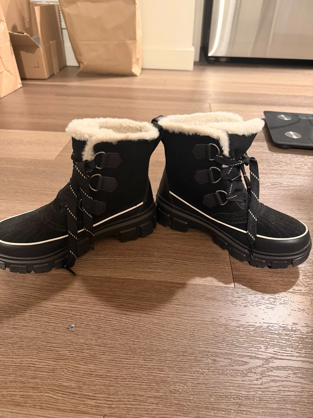 Sorel Tivoli V Women Winter Boots - 8.5 - Like New - photo 3