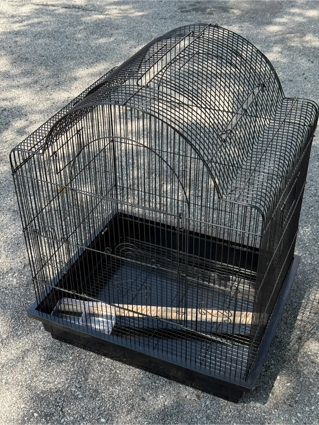 32” Black Bird Cage with Arch Top