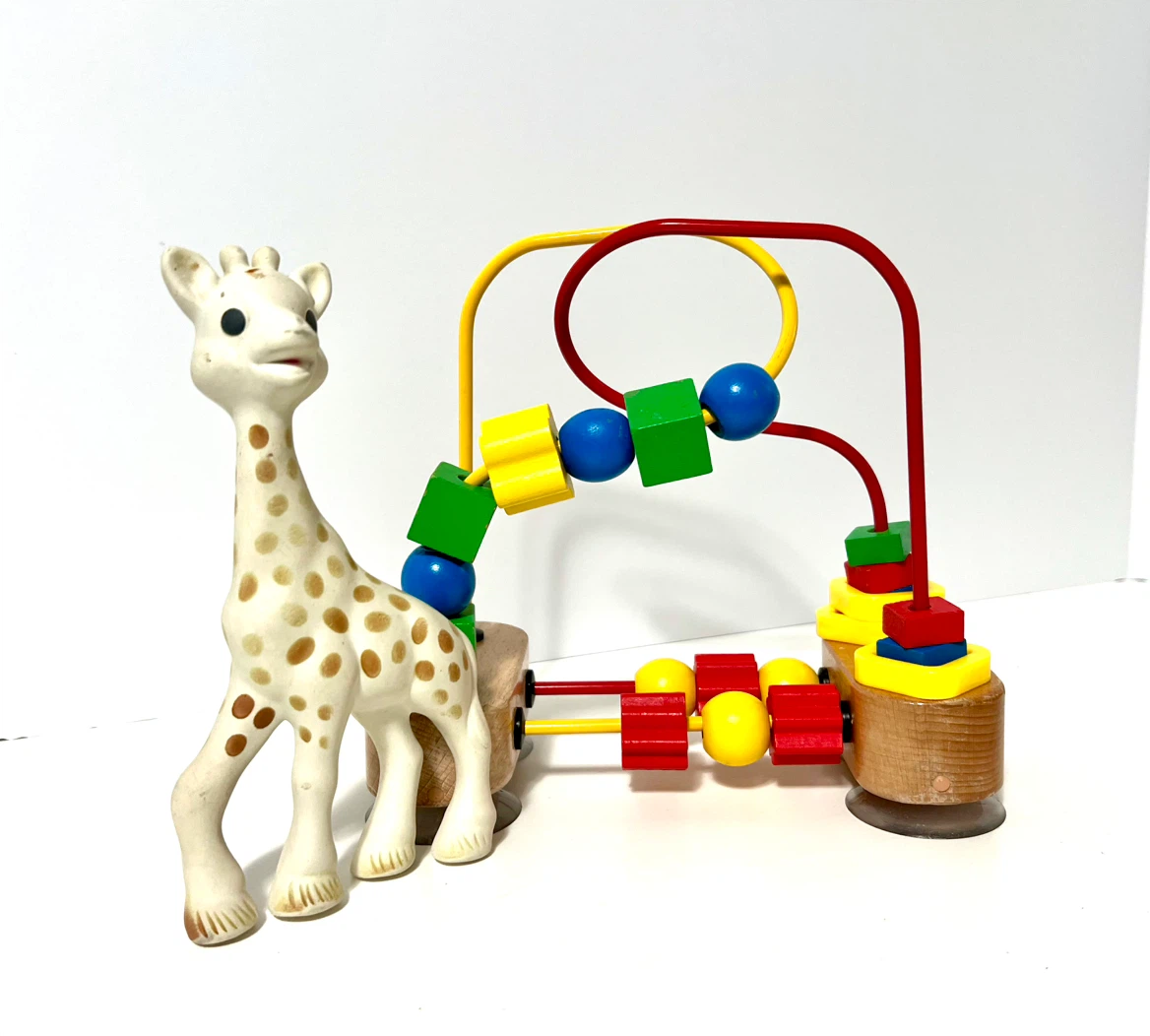 Sophie la Girafe toy and bead maze
