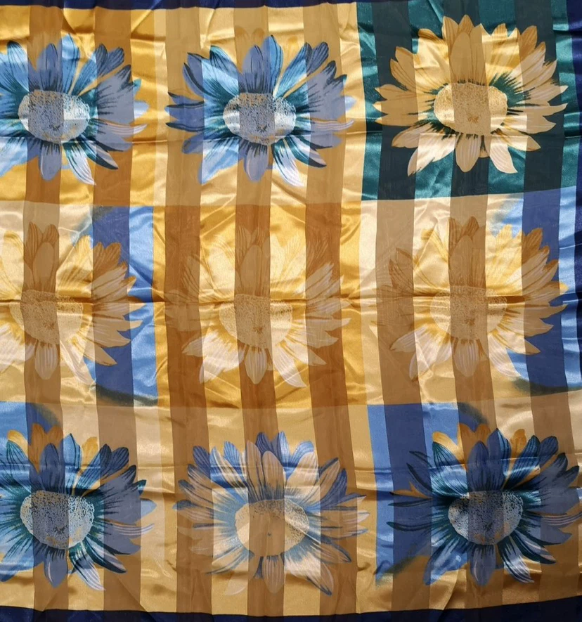Sunflower Pattern Silk-Feel Scarf