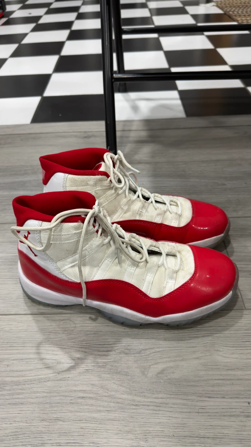 Nike Air Jordan 11 Retro Sneakers Red and White - photo 2
