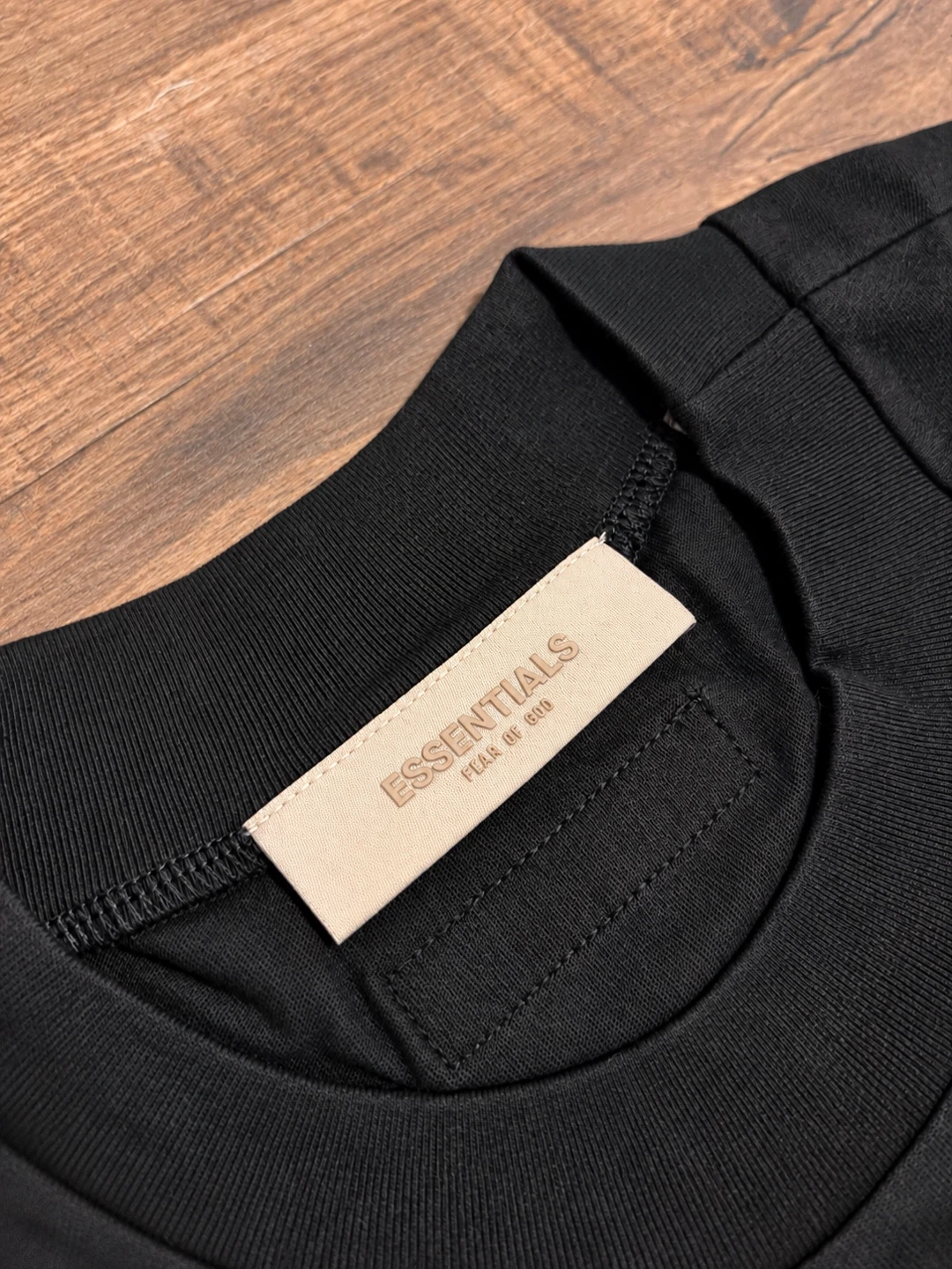 Essentials Fear of God Black T-Shirt - photo 5
