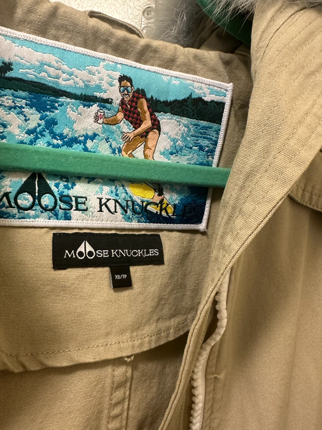 Moose Knuckles Mainville womens Parka - photo 3