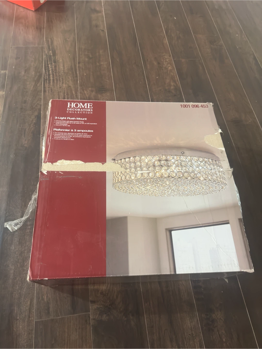 Garage  sale / furniture / decorations