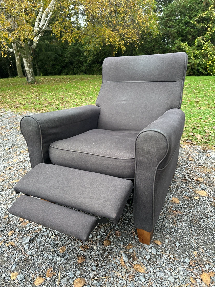Grey IKEA MUREN Recliner Chair (CAN DELIVER) - photo 3