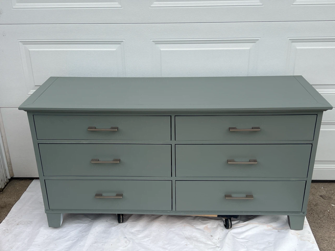 Sage Green 6-Drawer Dresser