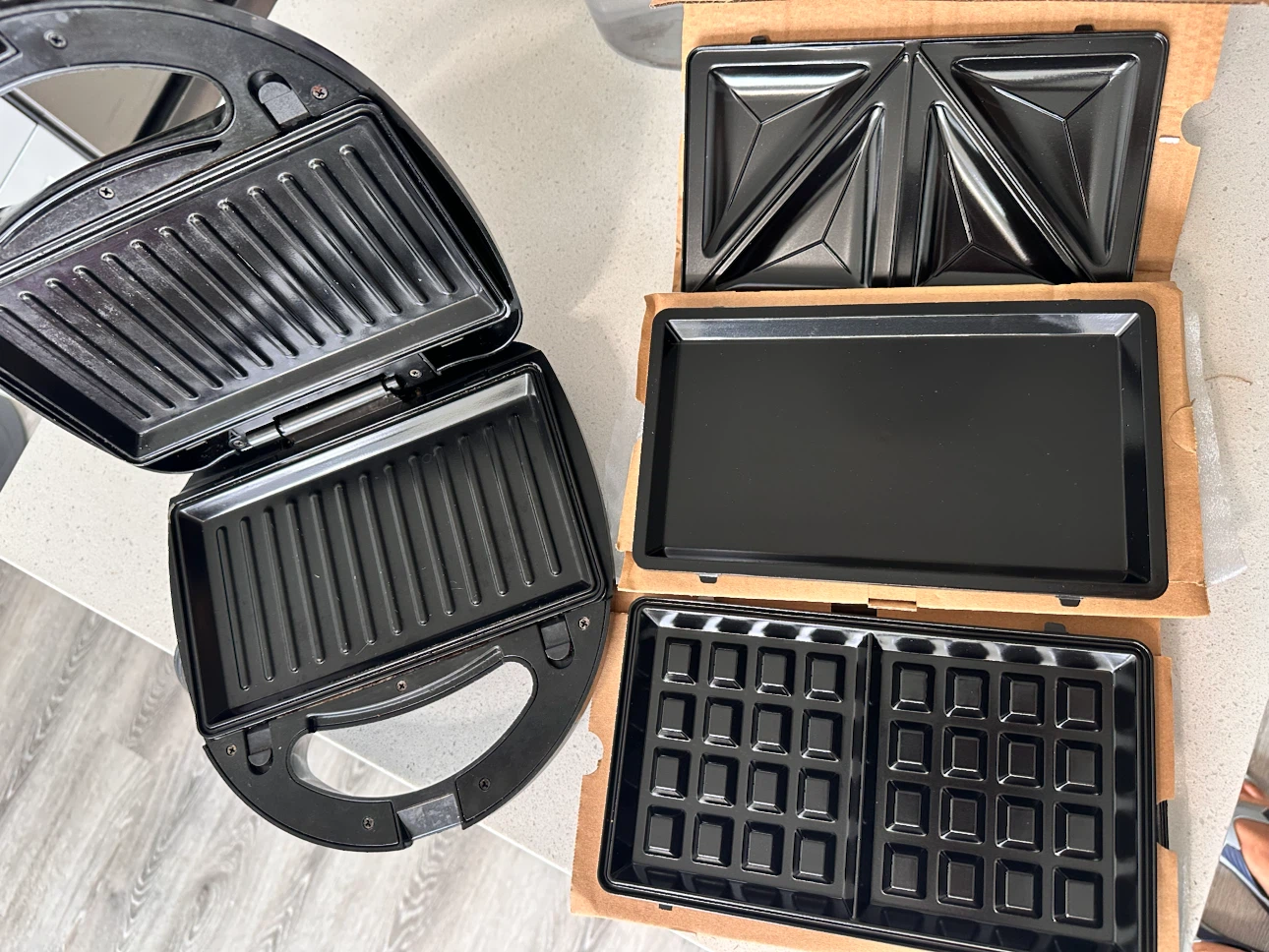BLACK+DECKER 4-in-1 Grill/Waffle/Griddle - photo 3