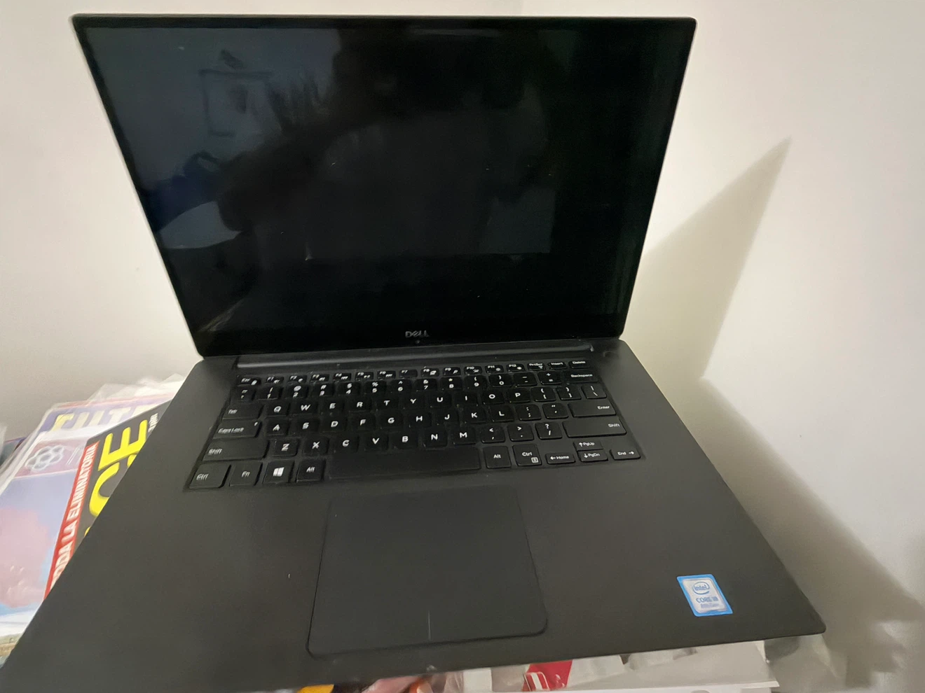 Dell XPS 15 Laptop Intel Core i9 8th Gen for parts only