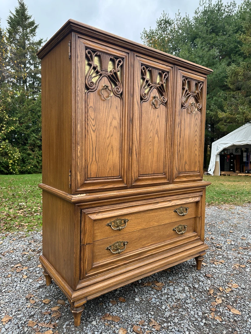 Vintage Oak Wood Armoire / Gentleman’s Chest (CAN DELIVER) - photo 5