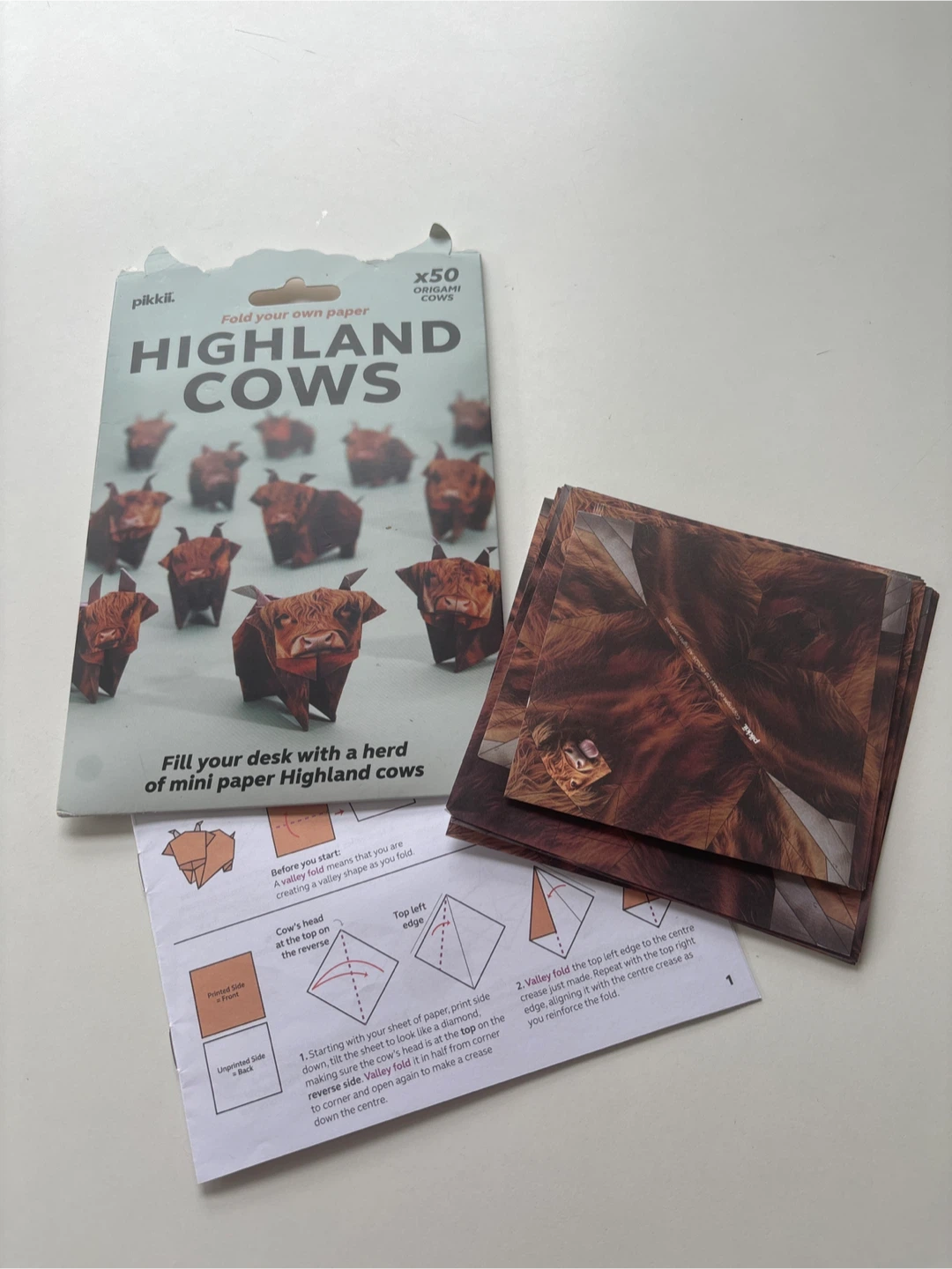 Pikkii Highland Cow Origami Paper Set