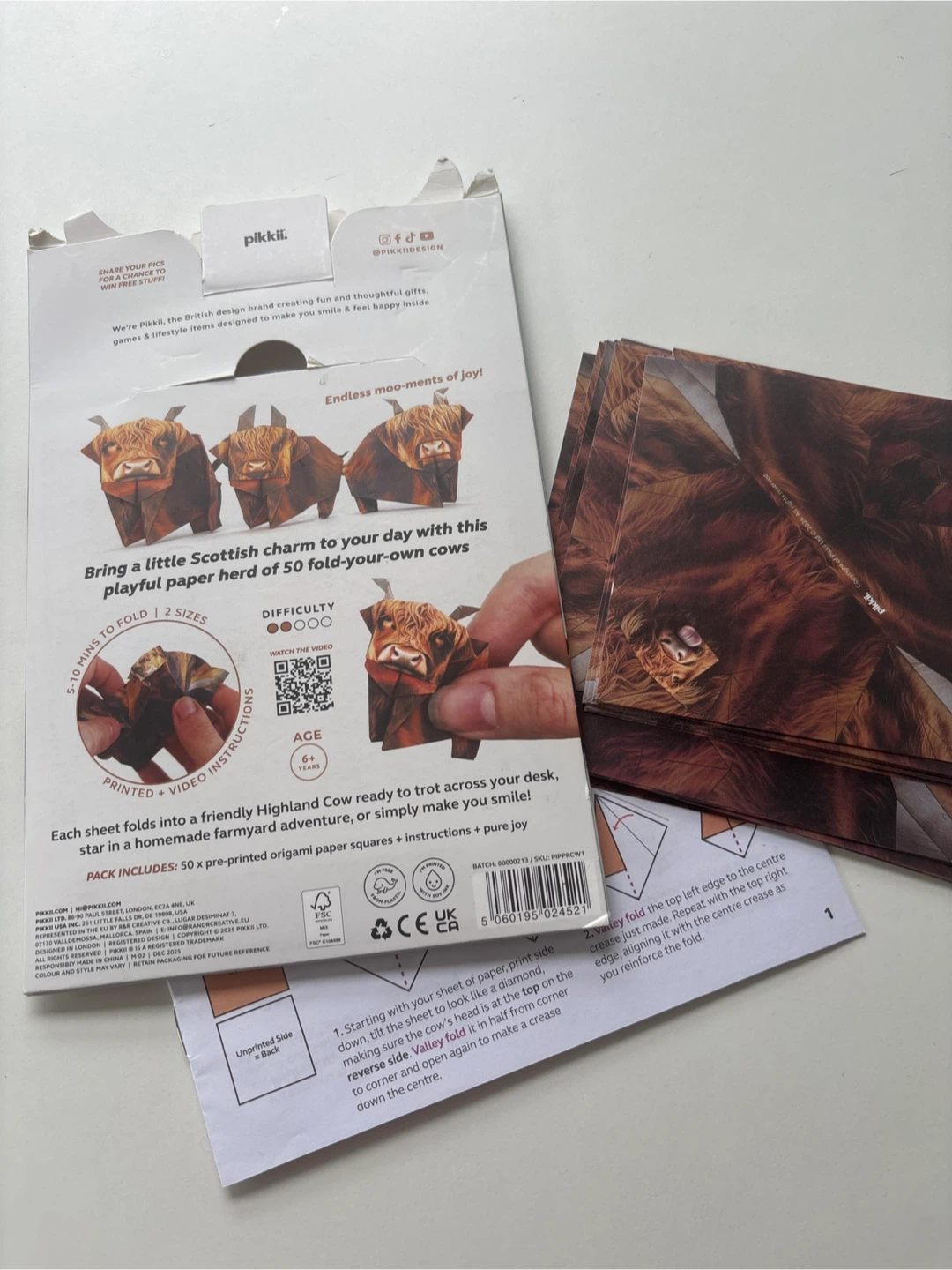 Pikkii Highland Cow Origami Paper Set - photo 2