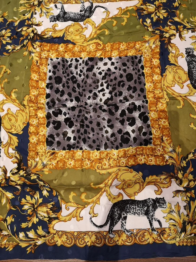 Leopard Print 100% pure Silk Scarf - photo 2