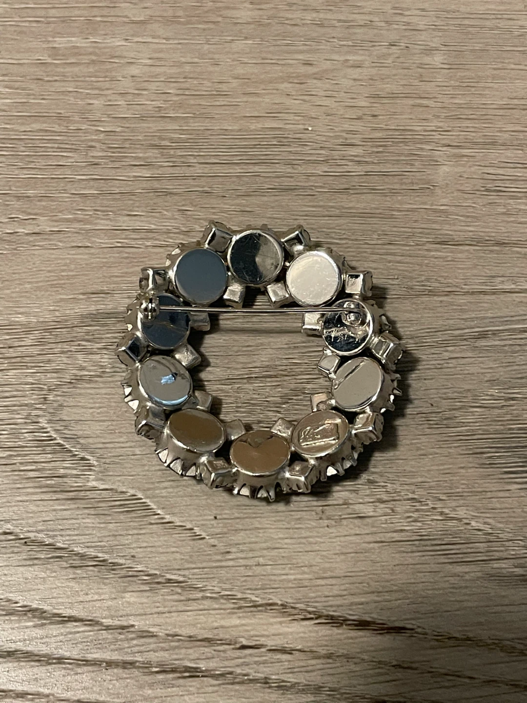 Vintage Swarovski Blue Crystal Wreath Brooch - photo 2