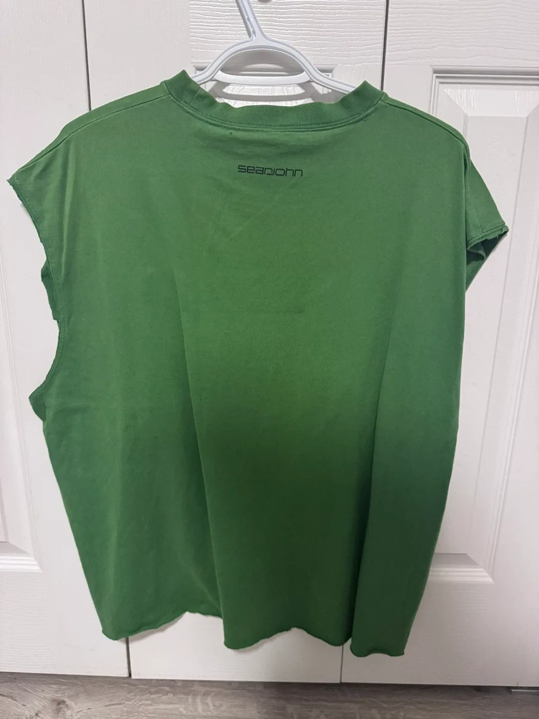 Y2K Sean John Green Graphic Sleeveless Shirt - photo 3