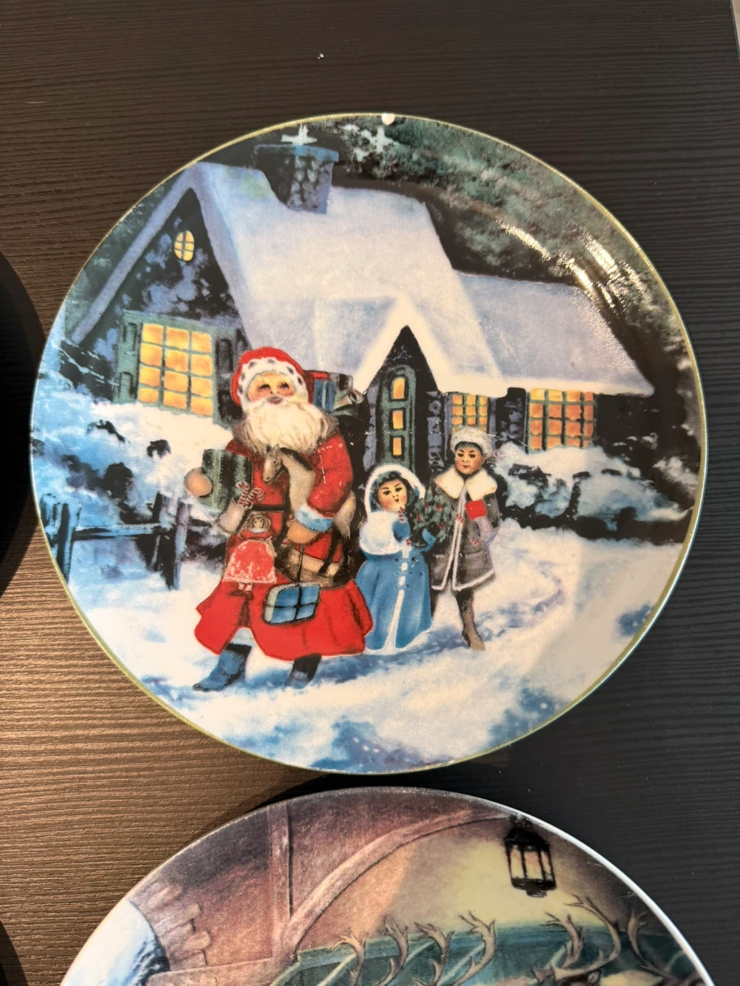 Set of 8 Christmas Holiday Decorative Plates - photo 3