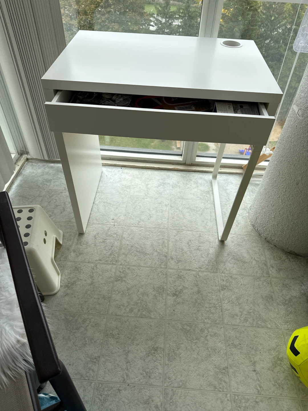 IKEA MICKE Desk, White - photo 5