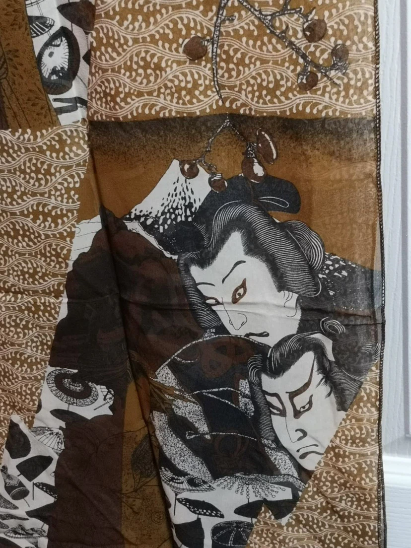 Traditional Japanese Print Scarf - photo 3