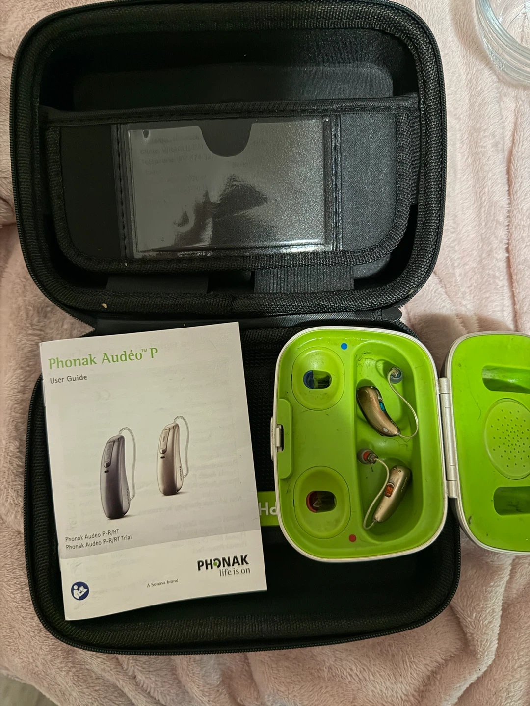 Phonak Audeo P Hearing Aids with Case