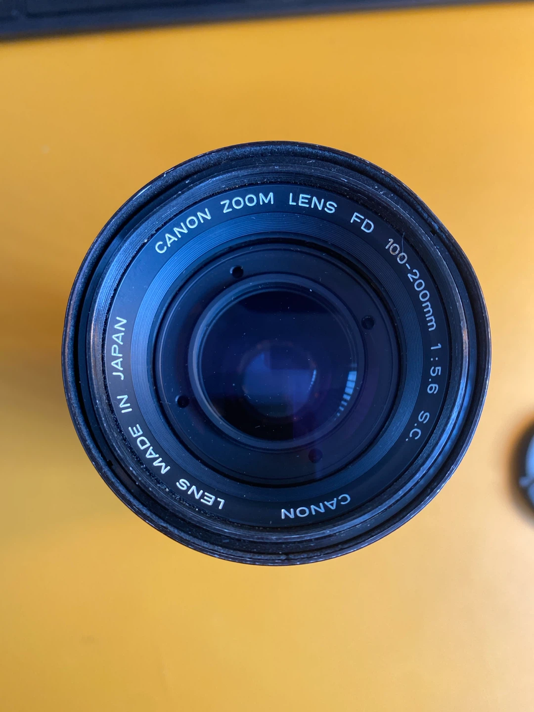 Canon Zoom Lens FD 100-200mm f/5.6